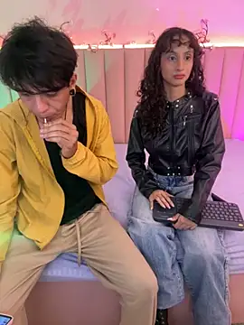 abrilandjulian webcam