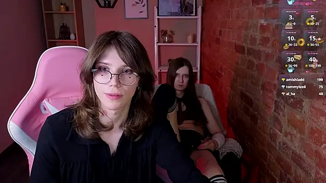 ZoriaLovesLuna webcam