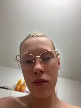 lenimaria (F teen) - 💜  Blow my Dildo  💜