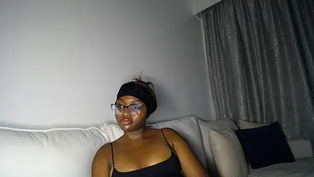 Pretty_Liya08 webcam
