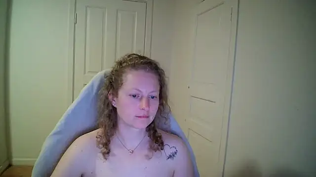 Girlnina-1995 webcam