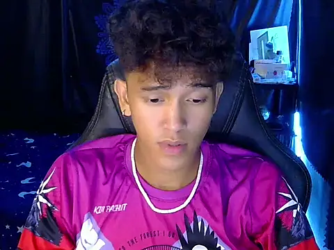 hugekenbigcock webcam