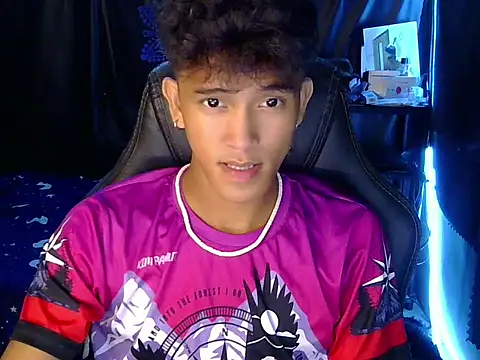 hugekenbigcock webcam