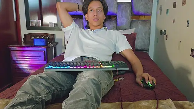 DannyPhantom555 webcam