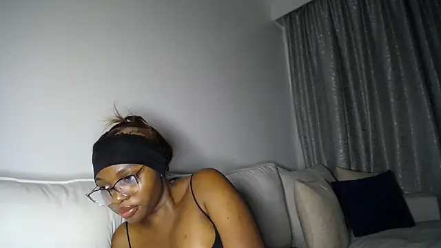 Pretty_Liya08 webcam