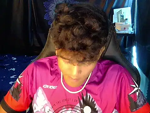 hugekenbigcock webcam