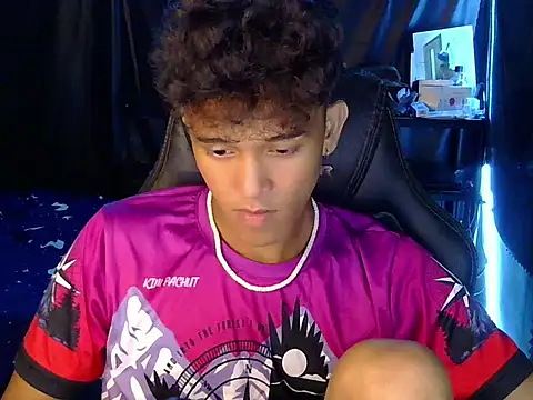 hugekenbigcock webcam