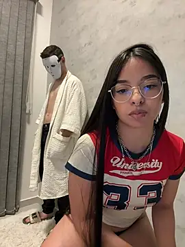 SophiaMelissa's live cam