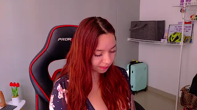 samantha_tattu webcam