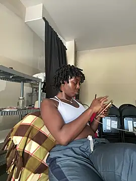 choclatepeaach Stripchat cam model