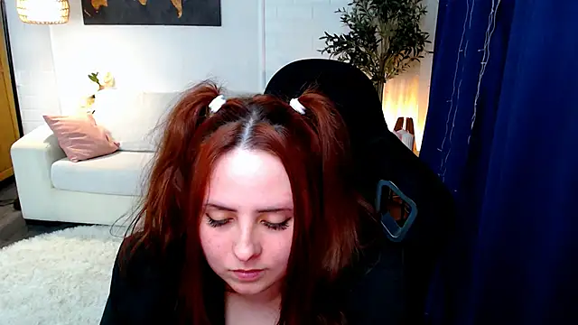 Hennessy_bunny webcam