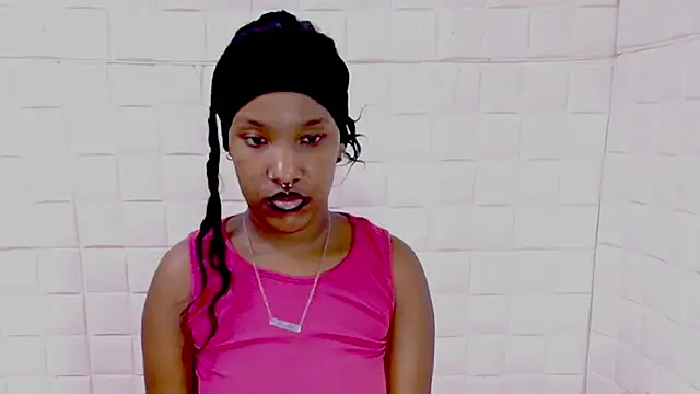 EroticSexyPrada webcam