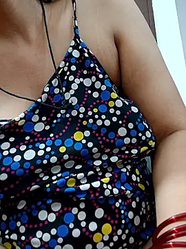 Shivani_hotty webcam