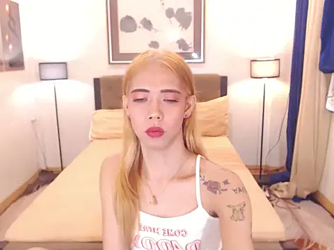 PreciousAmore webcam