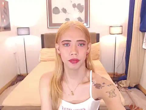 PreciousAmore webcam