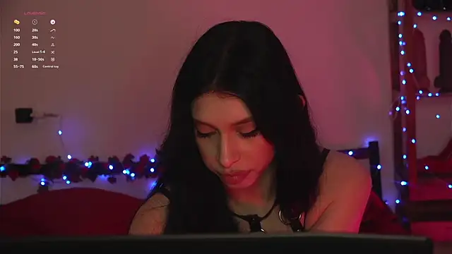 Olivia_Faye webcam