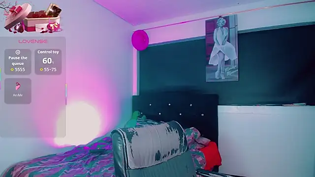 Kendall_hornyy webcam