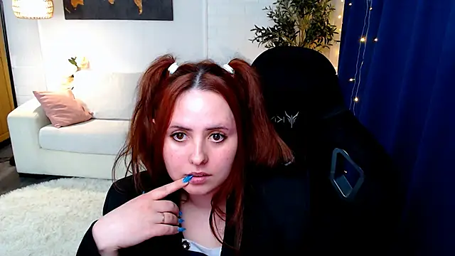 Hennessy_bunny webcam