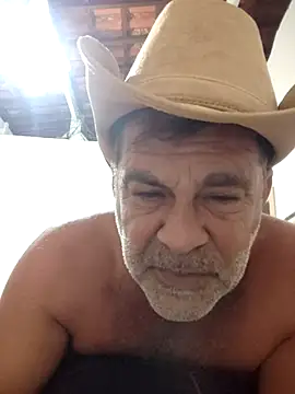 Peludo173317's live cam