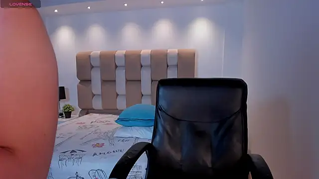 Alicee_Broownn webcam