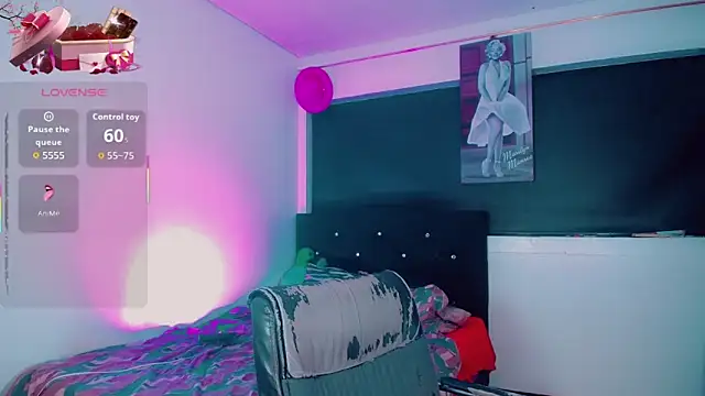 Kendall_hornyy webcam