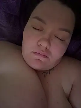 SunnyLeila2101 webcam