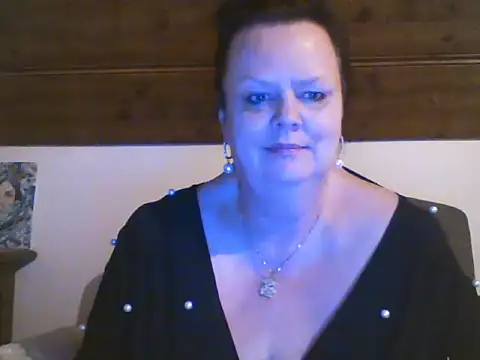 TiffanyMature webcam