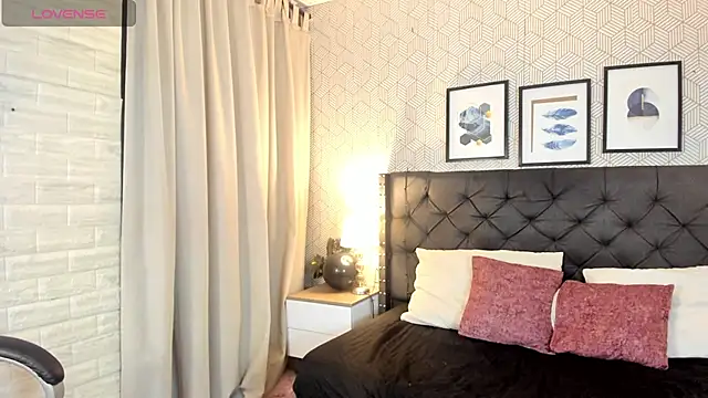 sophie__blare webcam