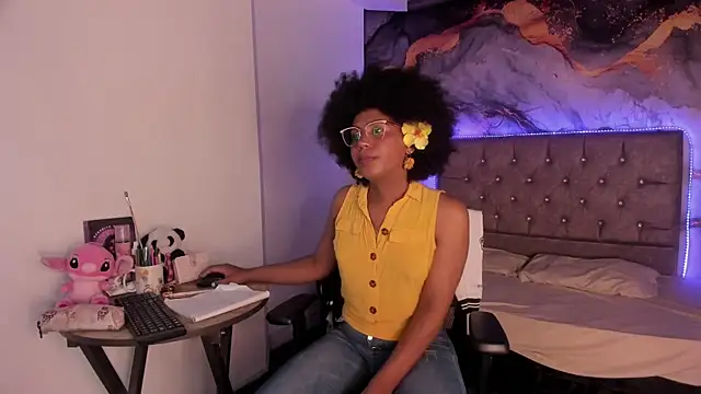 CataleyaMoon_ webcam