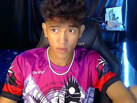 hugekenbigcock live sex cam