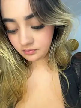 Antonella_Julieta live sex cam