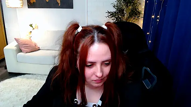 Hennessy_bunny webcam