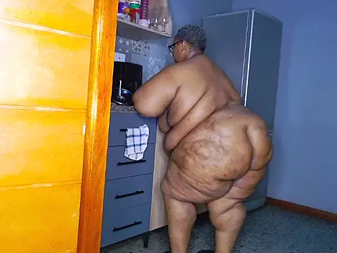 fatafricanqueen webcam