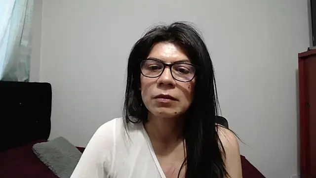 abrilsex23's live cam