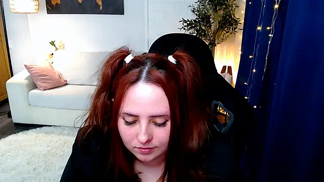 Hennessy_bunny webcam