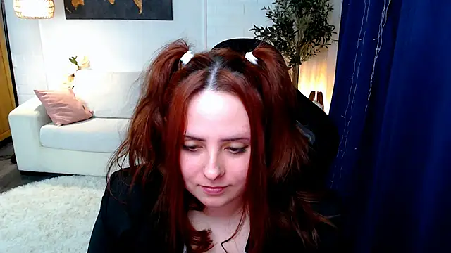 Hennessy_bunny webcam