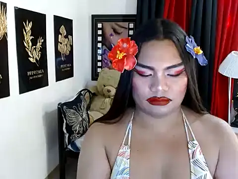 TSbrianaHugeCock webcam