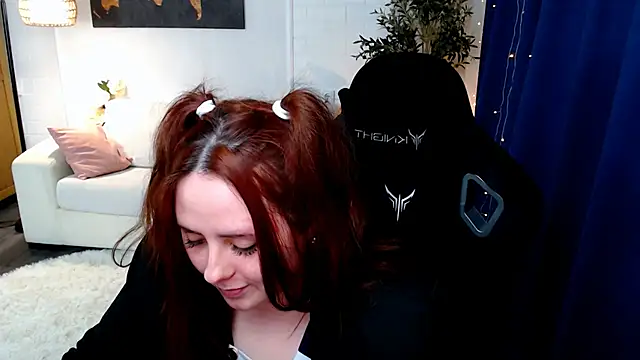 Hennessy_bunny webcam