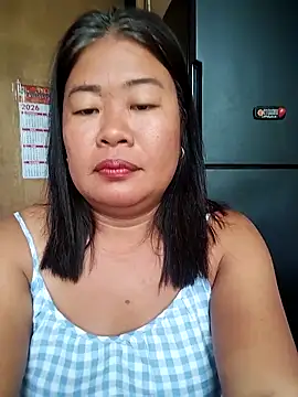 Lovelywoman43 webcam