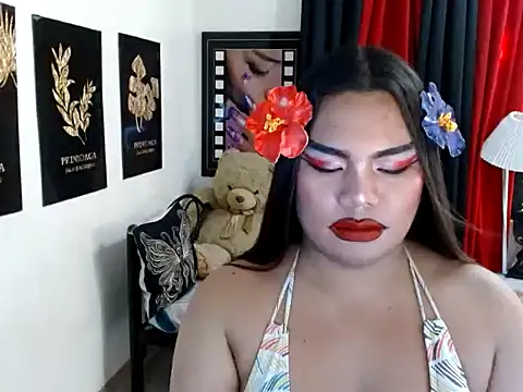 TSbrianaHugeCock webcam