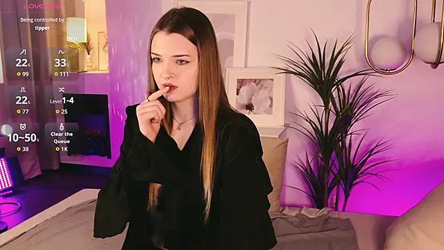 starrylia - StarryLia's free webcam - UK Sex Cams