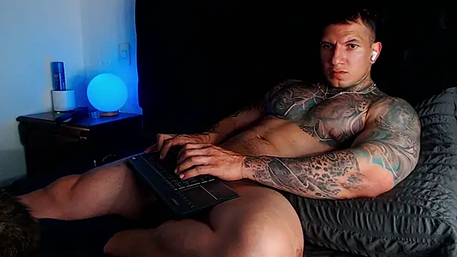 Shane_Clay webcam