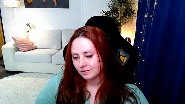 Hennessy_bunny webcam