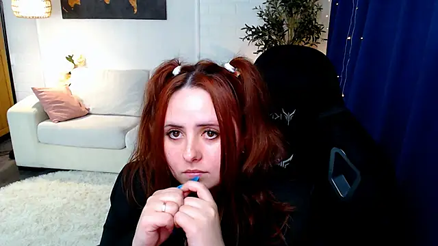 Hennessy_bunny webcam