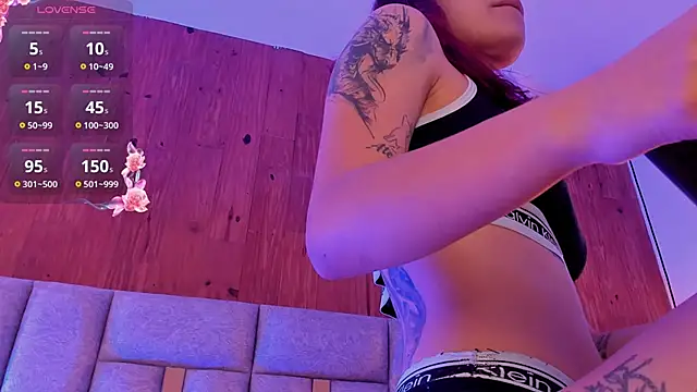 camilaa_smith_ webcam