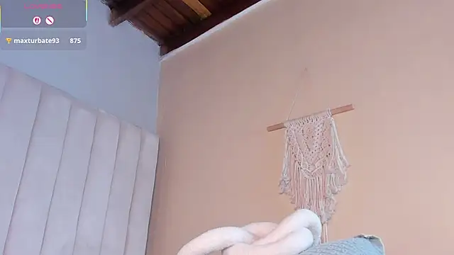 Elise_Diamond webcam