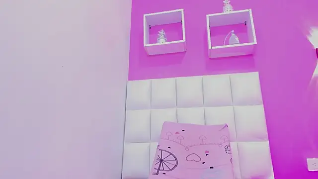 Curly_temptation webcam