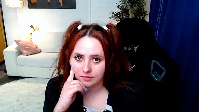 Hennessy_bunny webcam