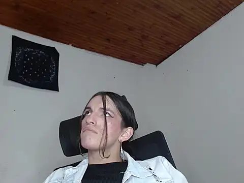 Scarlett_crastrawberry webcam