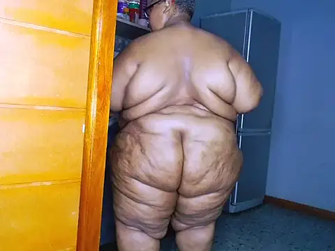 fatafricanqueen webcam